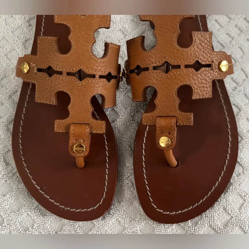 Tory Burch Phoebe Flat Thong Tumbled Leather Sandal Royal Tan Brown Size 6 30437 - Picture 5 of 16